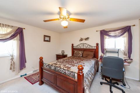 995 Colony Ln, Hoffman Estates, IL 60192 photo 8