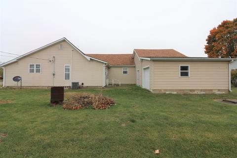601 Paris St, Dewitt, IL 61735 photo 23