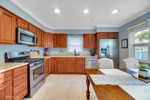 528 Kipling Ct, Wheaton, IL 60187 photo 11