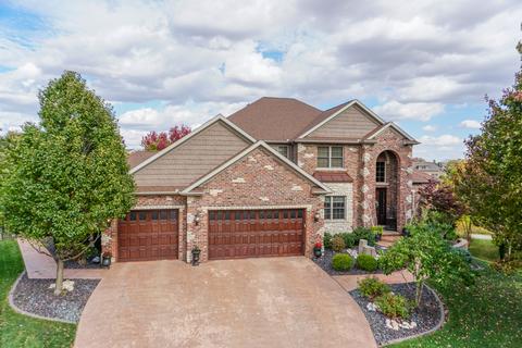 8 Bohrer Ct, Bloomington, IL 61704 photo 1