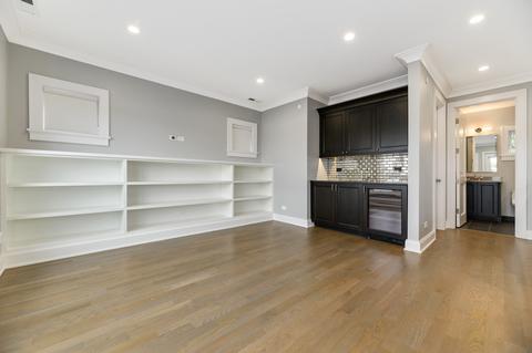 3817 N Wayne Ave, Chicago, IL 60613 photo 18