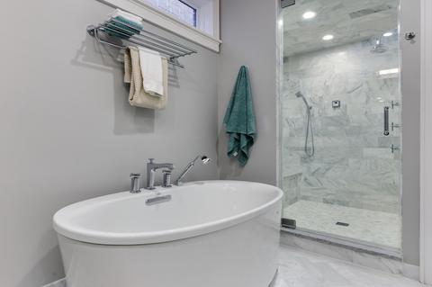 3817 N Wayne Ave, Chicago, IL 60613 photo 11