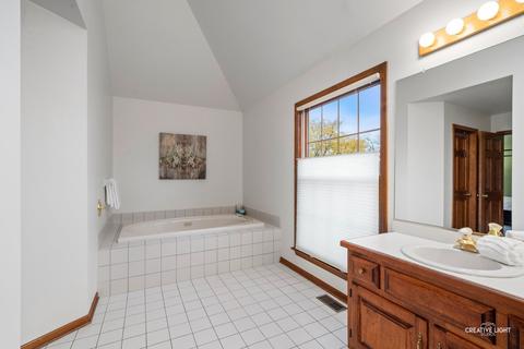 1485 Spero Ct, Wheaton, IL 60187 photo 21