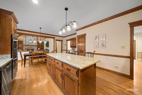 1485 Spero Ct, Wheaton, IL 60187 photo 9