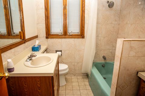8546 45th St, Lyons, IL 60534 photo 9