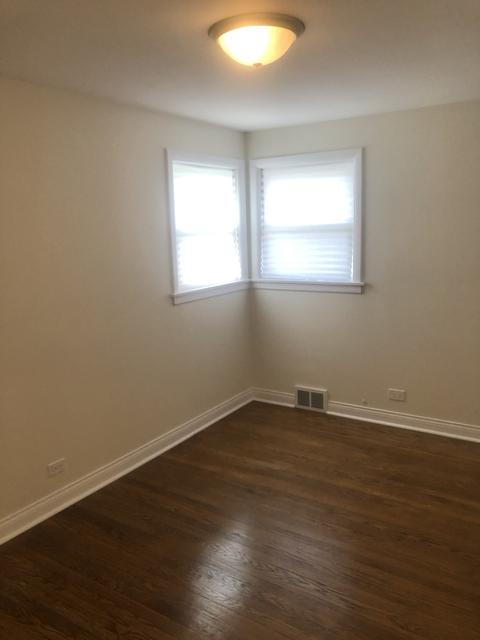 1755 E 93rd St, Chicago, IL 60617 photo 10