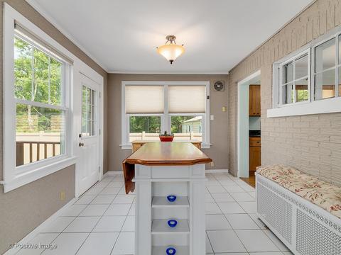602 Crest St, Wheaton, IL 60187 photo 9
