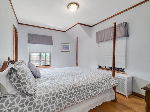 602 Crest St, Wheaton, IL 60187 photo 16