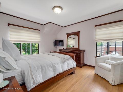 602 Crest St, Wheaton, IL 60187 photo 14
