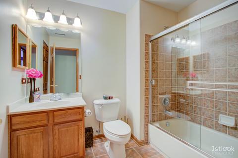 2468 Lambert Dr, Aurora, IL 60503 photo 25