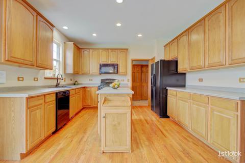 2468 Lambert Dr, Aurora, IL 60503 photo 11