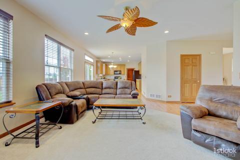 2468 Lambert Dr, Aurora, IL 60503 photo 10