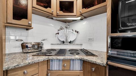 1024 Gamon Rd, Wheaton, IL 60189 photo 16