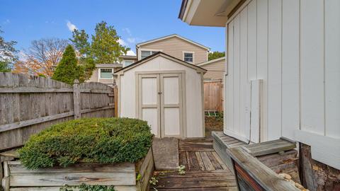 1024 Gamon Rd, Wheaton, IL 60189 photo 25