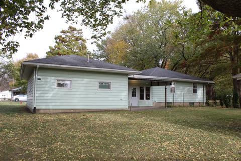 530 E Front St, Gilman, IL 60938 photo 25