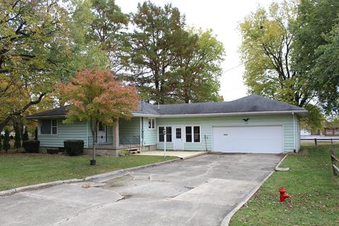 530 E Front St, Gilman, IL 60938 photo 24