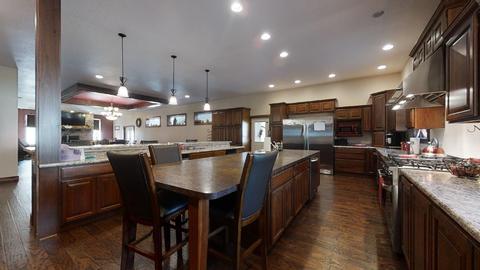 410 E Logan St, Arthur, IL 61911 photo 16