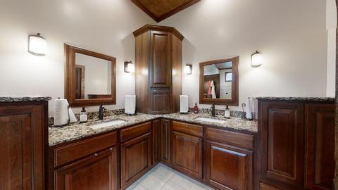410 E Logan St, Arthur, IL 61911 photo 42