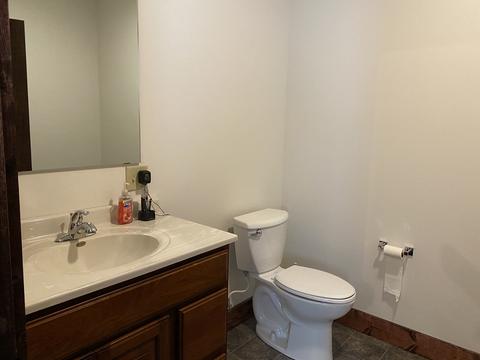 410 E Logan St, Arthur, IL 61911 photo 47