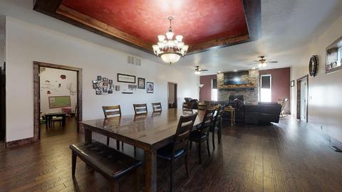 410 E Logan St, Arthur, IL 61911 photo 28