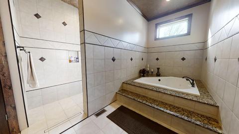 410 E Logan St, Arthur, IL 61911 photo 39