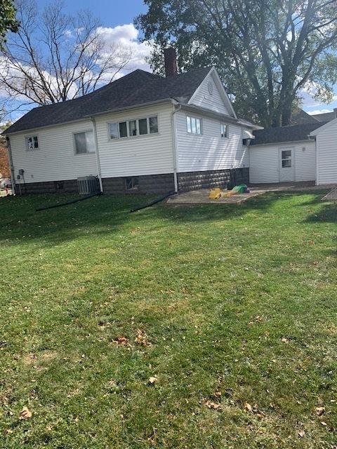 51 Oak St, Weldon, IL 61882 photo 16