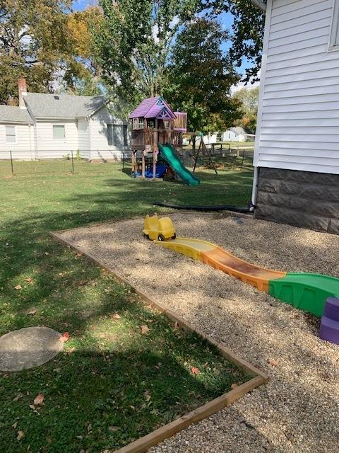 51 Oak St, Weldon, IL 61882 photo 18