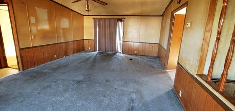 601 W Meyer St, Thomasboro, IL 61878 photo 2