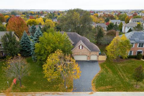 3511 Bunker Hill Dr, Algonquin, IL 60102 photo 1
