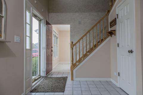 101 Barnes Rd, Elgin, IL 60124 photo 9