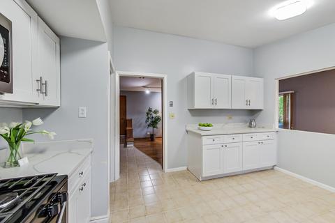 324 Flora Ave, Glenview, IL 60025 photo 13