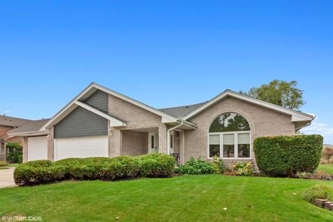 1252 Eagle Crest Dr, Lemont, IL 60439 photo 1