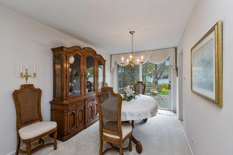 1928 Nottingham Ln, Wheaton, IL 60189 photo 6
