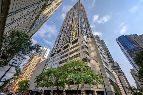 30 E Huron St #2503, Chicago, IL 60611 photo 1