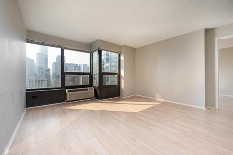 30 E Huron St #2503, Chicago, IL 60611 photo 5