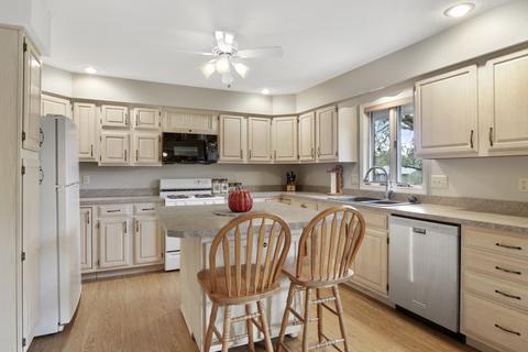 1005 Laesch Ave, Bloomington, IL 61704 photo 15