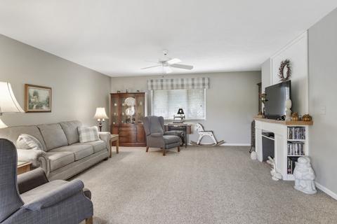 1005 Laesch Ave, Bloomington, IL 61704 photo 14