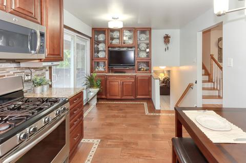 1191 Princeton Dr, Bartlett, IL 60103 photo 7