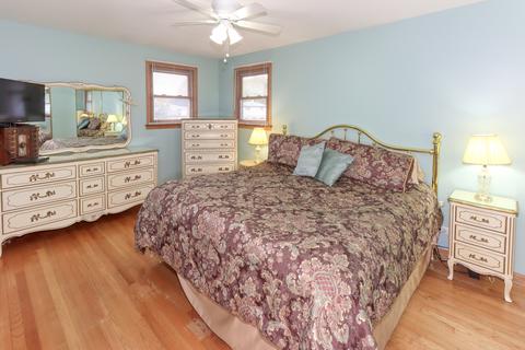 1191 Princeton Dr, Bartlett, IL 60103 photo 9