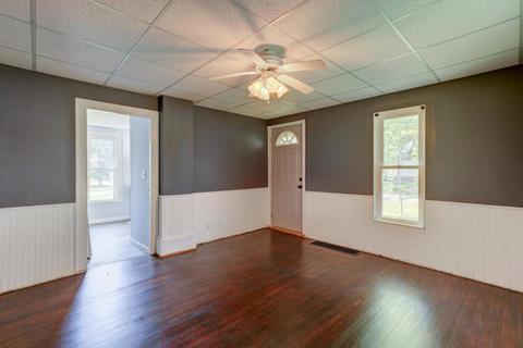 201 S Jackson St, Philo, IL 61864 photo 9