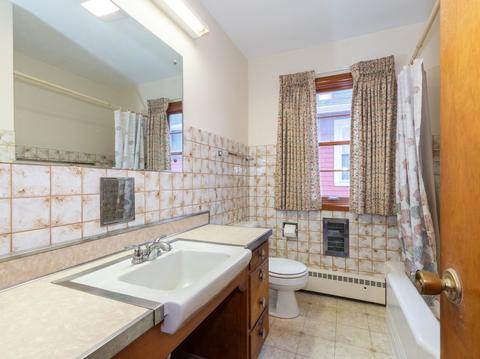 325 Hamilton Ave, Elgin, IL 60123 photo 7