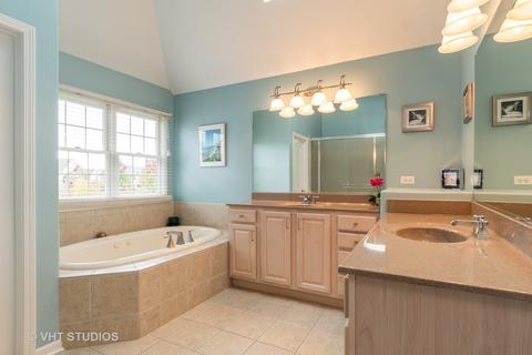 13505 Summergrove Dr, Plainfield, IL 60585 photo 5