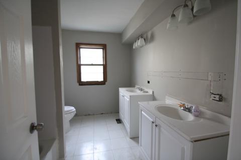 1520 E Forest Ave, Des Plaines, IL 60018 photo 9