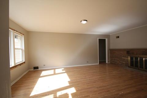 1520 E Forest Ave, Des Plaines, IL 60018 photo 3