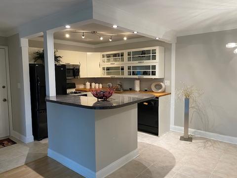 16 486 Lake Dr #207B, Willowbrook, IL 60527 photo 4