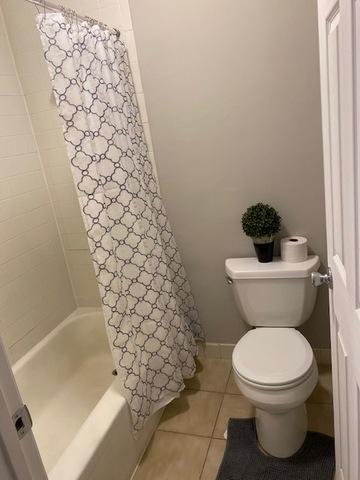 16 486 Lake Dr #207B, Willowbrook, IL 60527 photo 9