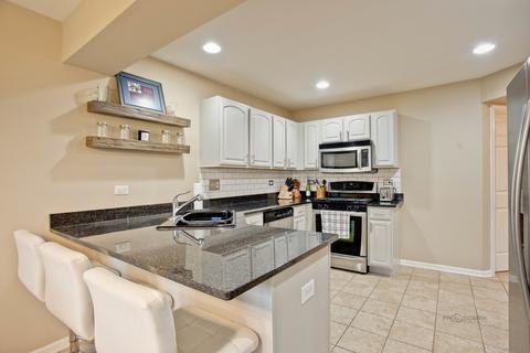 1198 Cape Cod Ln, Pingree Grove, IL 60140 photo 9