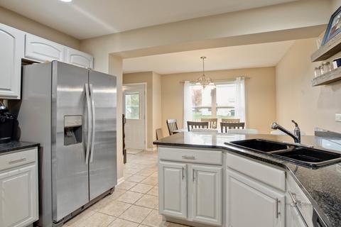 1198 Cape Cod Ln, Pingree Grove, IL 60140 photo 11