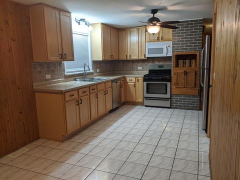 2207 Beachside Rd, Mchenry, IL 60050 photo 2