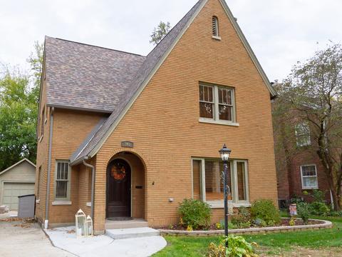 341 Vincent Pl, Elgin, IL 60123 photo 2